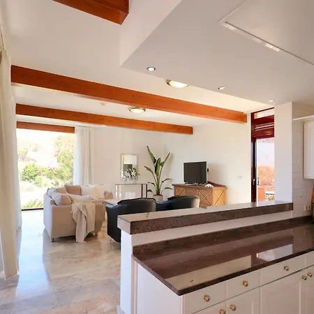 Villa The Sanctuary *