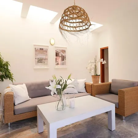 The Sanctuary Villa Las Palmas / Gran Canaria